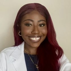 Headshot-Brianna-Lofters